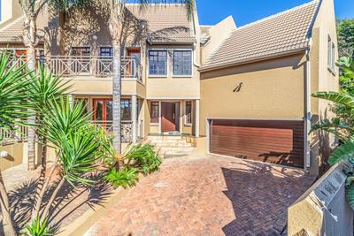 CLUSTER HOUSE For Sale in Bedfordview, Bedfordview
